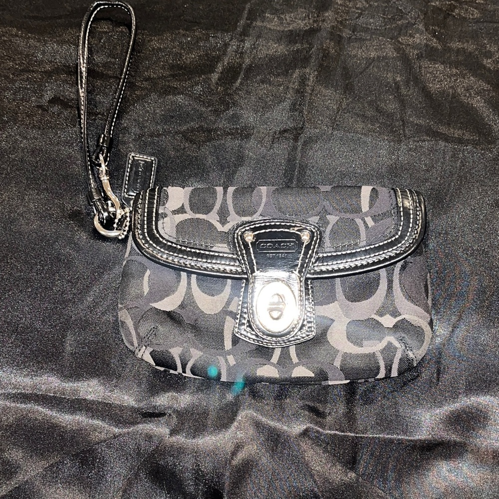 Coach Signature Optic Legacy Black Wristlet